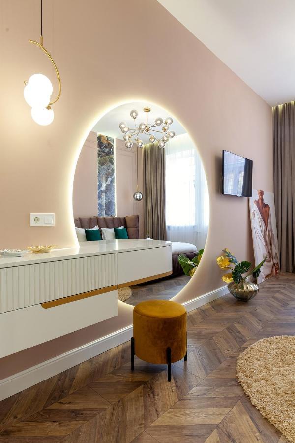 Leogrand On Tamanska 6 Apartment Lviv