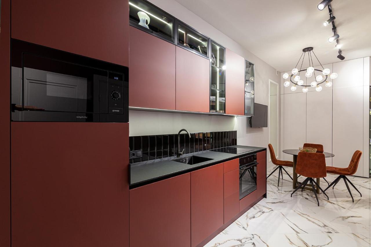 Apartment Leogrand On Tamanska 6 *