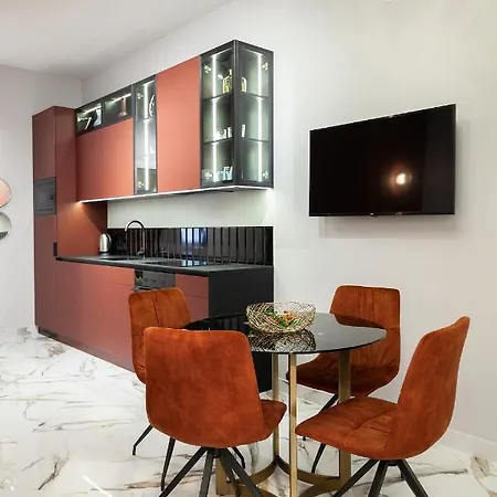 Leogrand Apartments On Tamanska 6 Lviv Exterior photo